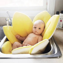 Newborn Bathtub Folding Blooming Sunflower Bathroom Bath Tub for child Flowering Sink Bathtub For Baby Play Pillow Sunflower Mat
